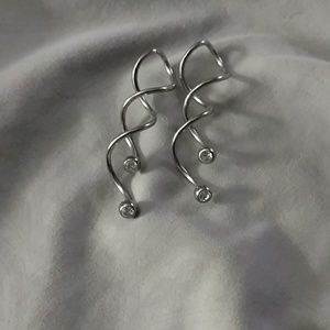 Spiral earring